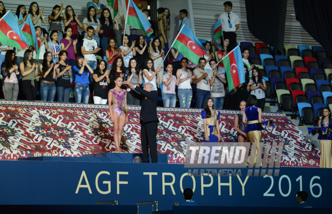 Bakıda bədii gimnastika üzrə Dünya Kubokunun qaliblərin mükafatlandırılması mərasimi keçirilib. Azərbaycan, Bakı, 23 iyul 2016